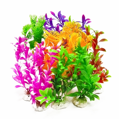 Lively plastic aquarium plant decoration to replicate the natural