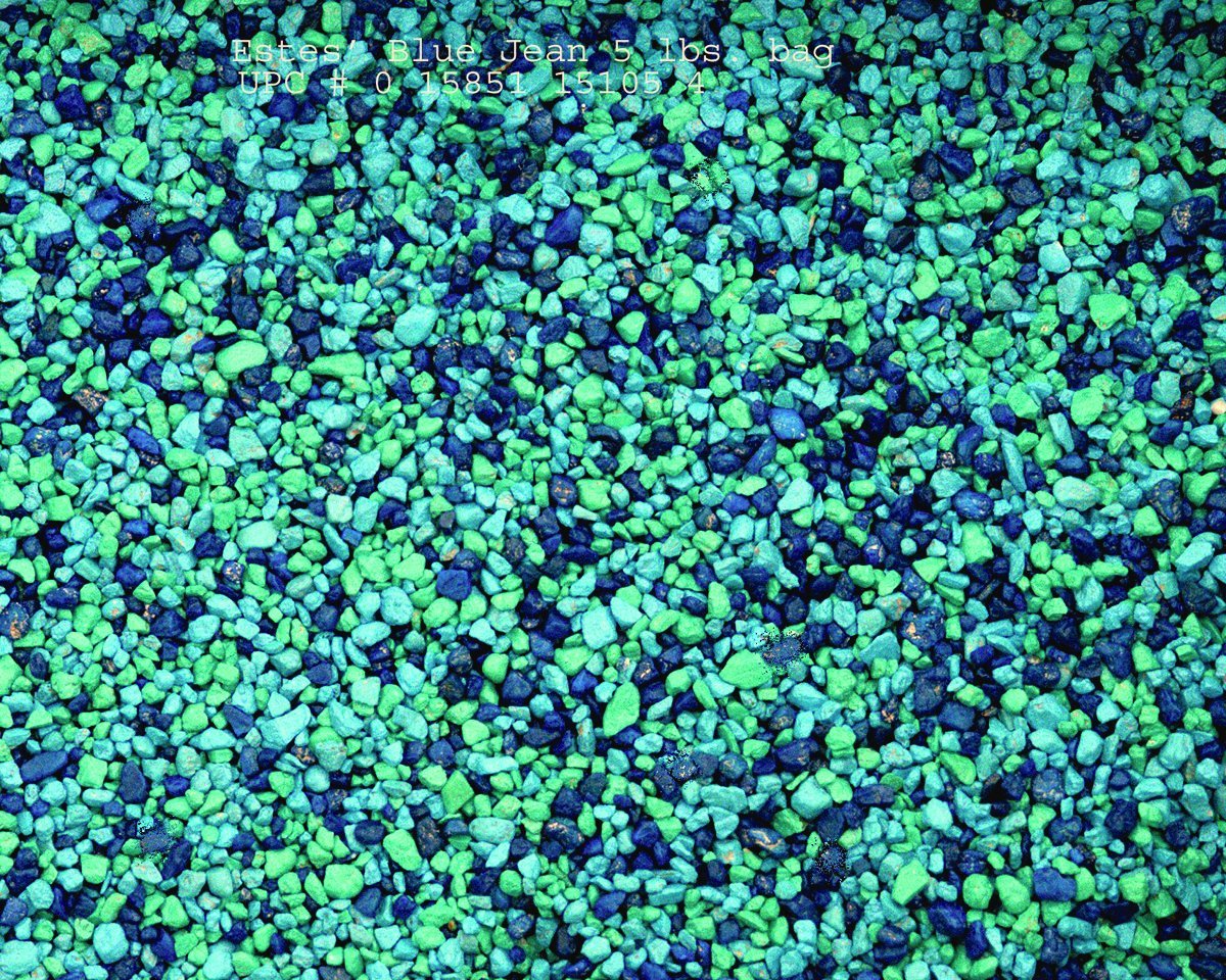 Create a landscape that matches the personality of your fish! This fish